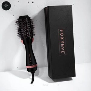Foxybae Rose Gold Blowout Dryer Brush